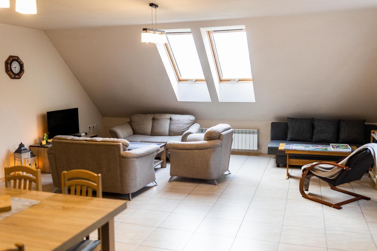 Rodzinny Apartament Folker Wegierska Gorka Eksteriør billede